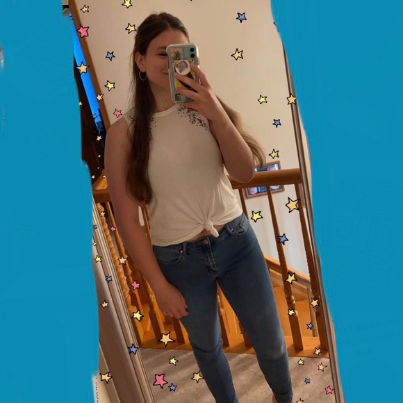 Meet your Posher, Rach - Picture 2 of 7